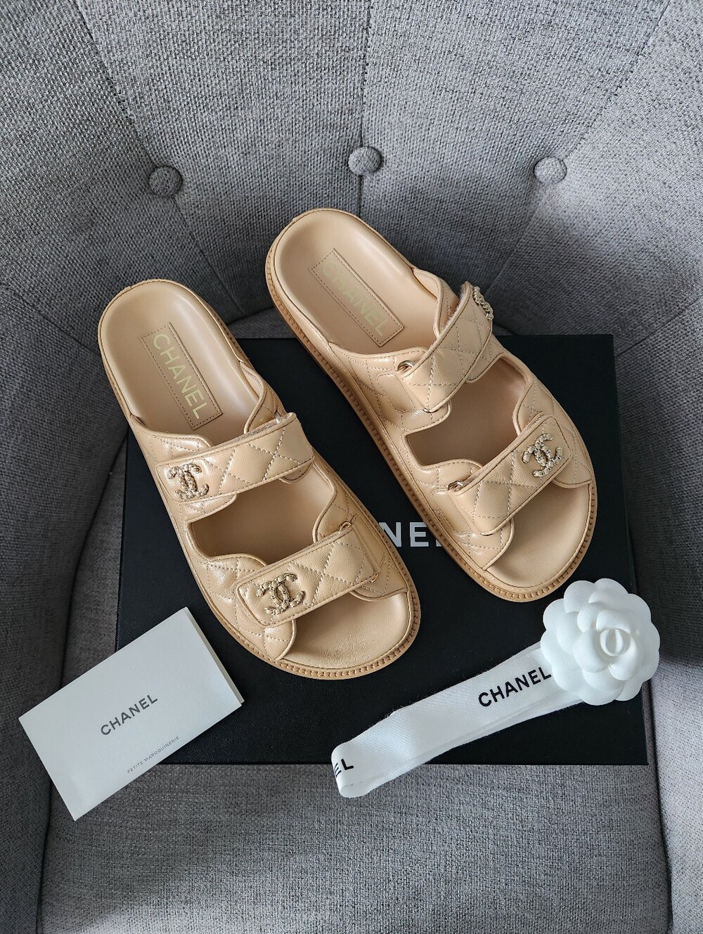 Authentic CHANEL Dad slide sandal Size 37.5 EU  BEIGE Mules Lambskin - Picture 15 of 16